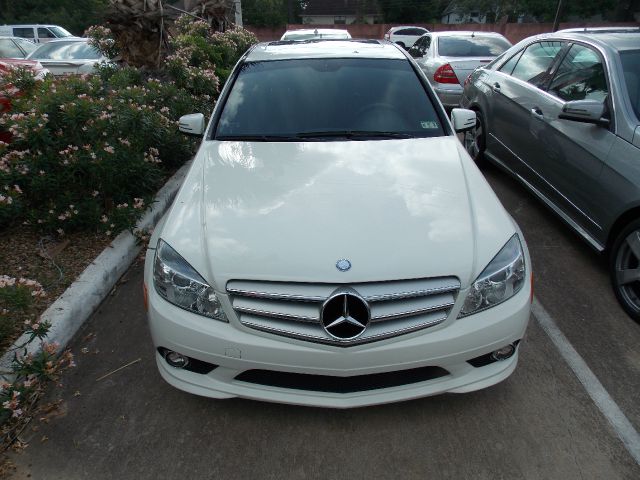 Mercedes-Benz C-Class 2004 photo 3