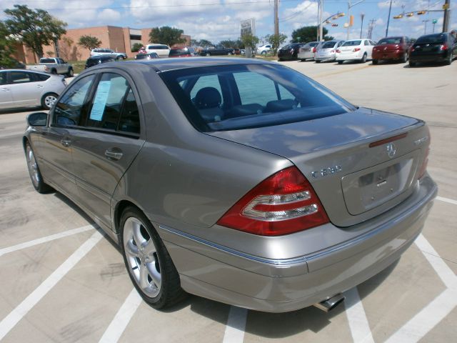 Mercedes-Benz C-Class 2004 photo 11