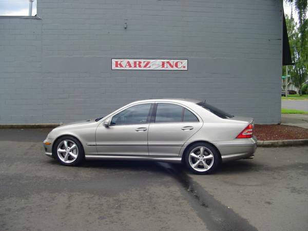 Mercedes-Benz C-Class 2005 photo 3