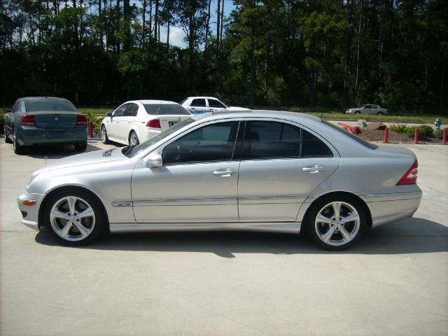 Mercedes-Benz C-Class 2005 photo 1