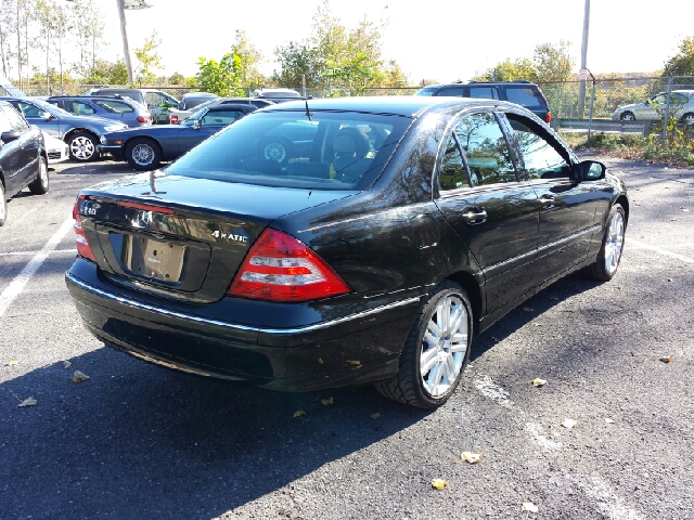 Mercedes-Benz C-Class 2005 photo 1