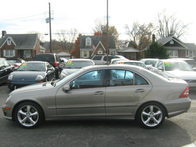 Mercedes-Benz C-Class 2005 photo 3