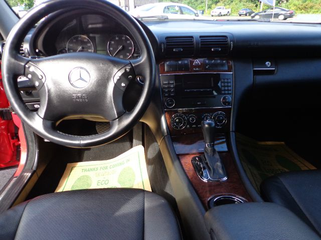 Mercedes-Benz C-Class 2005 photo 4