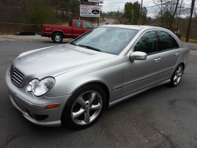 Mercedes-Benz C-Class 2005 photo 7