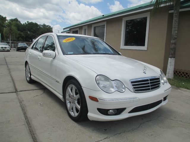 Mercedes-Benz C-Class 2005 photo 1