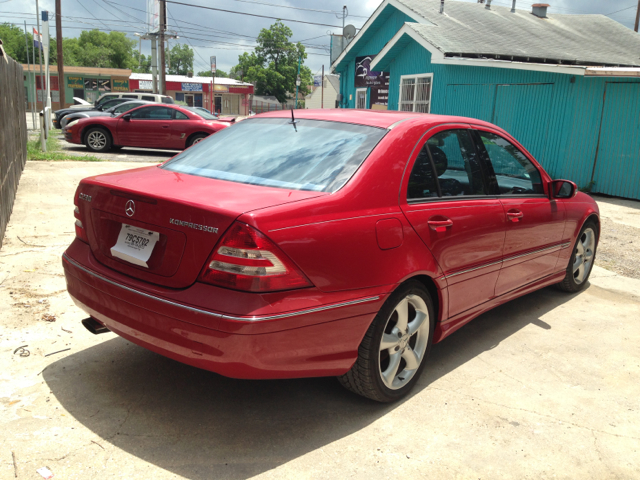 Mercedes-Benz C-Class 2005 photo 3