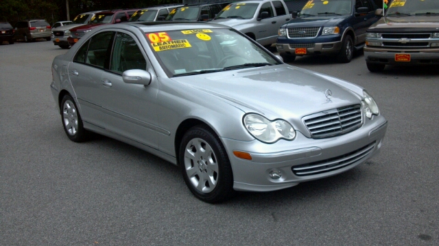 Mercedes-Benz C-Class 2005 photo 11