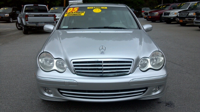 Mercedes-Benz C-Class 2005 photo 3