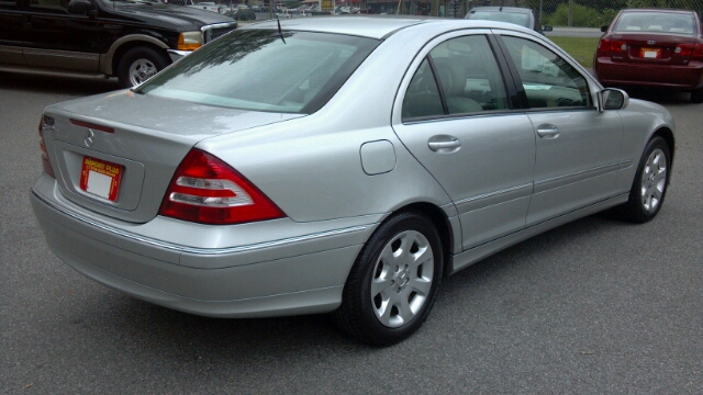 Mercedes-Benz C-Class 2005 photo 5