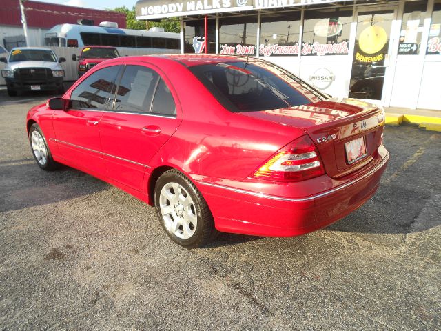 Mercedes-Benz C-Class 2005 photo 3