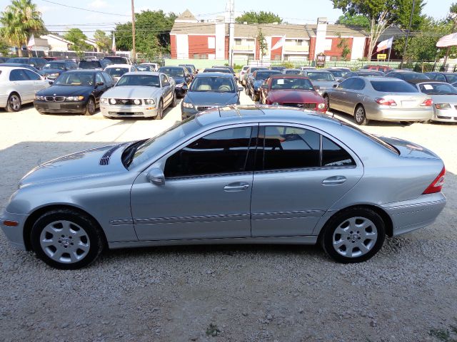 Mercedes-Benz C-Class Zr-24x4 Sedan