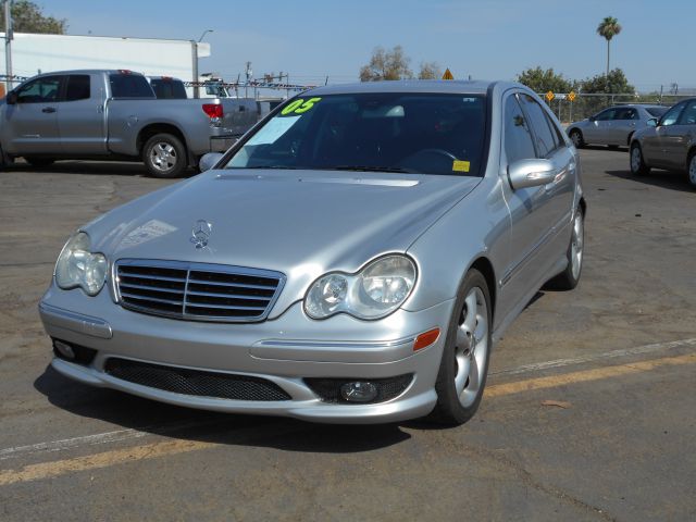 Mercedes-Benz C-Class 2005 photo 4