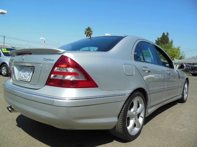 Mercedes-Benz C-Class 2005 photo 1