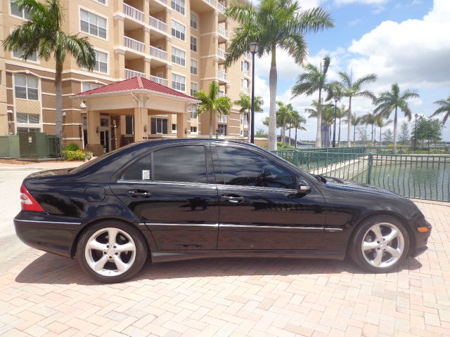 Mercedes-Benz C-Class 2005 photo 6