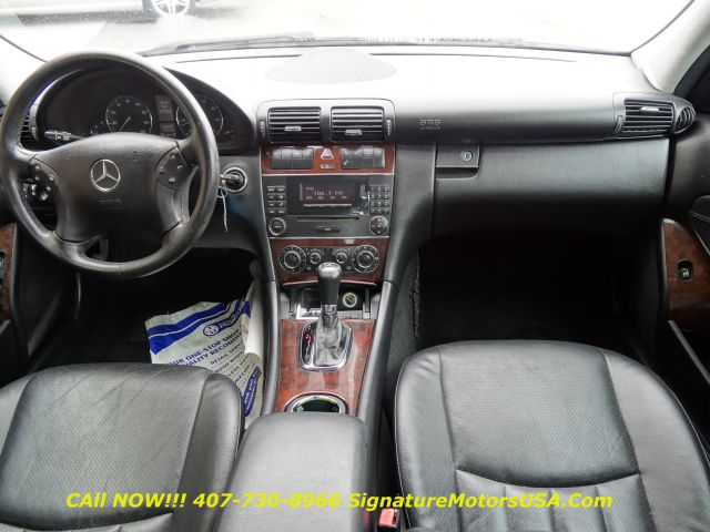 Mercedes-Benz C-Class 2005 photo 15