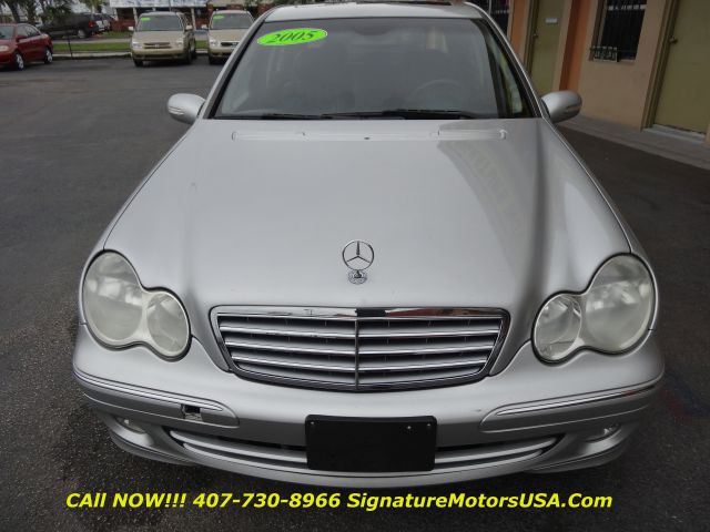 Mercedes-Benz C-Class 2005 photo 26