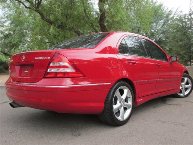 Mercedes-Benz C-Class 2005 photo 1