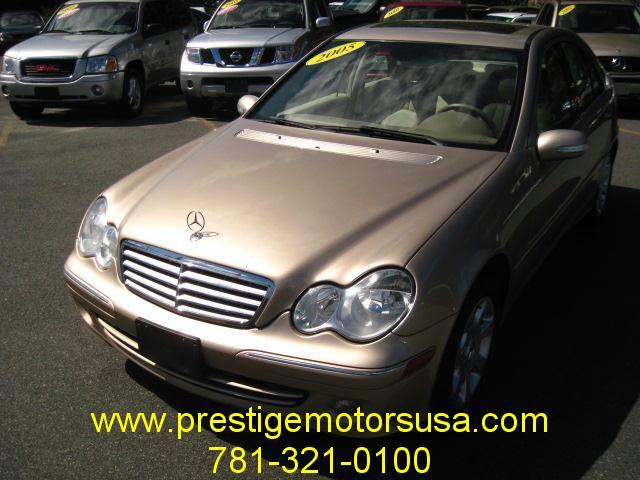 Mercedes-Benz C-Class 2005 photo 4