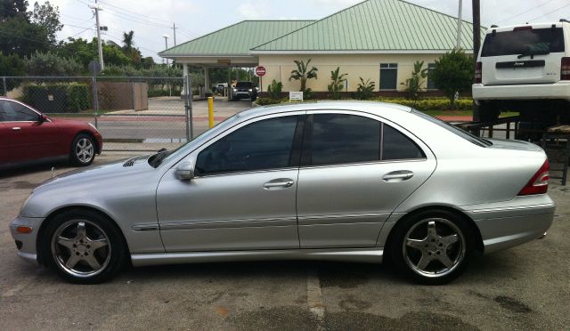 Mercedes-Benz C-Class 2005 photo 1