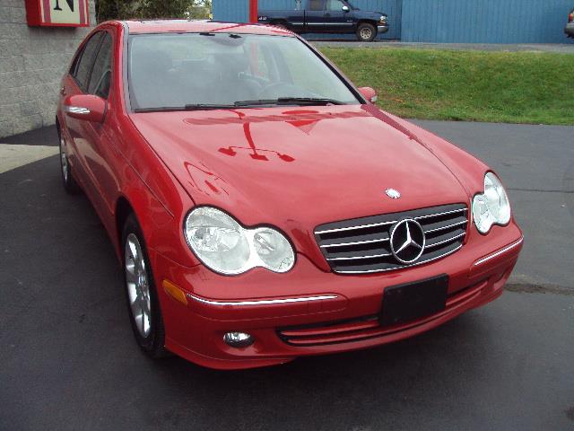 Mercedes-Benz C-Class 2006 photo 1