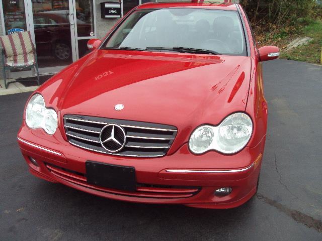 Mercedes-Benz C-Class 2006 photo 4