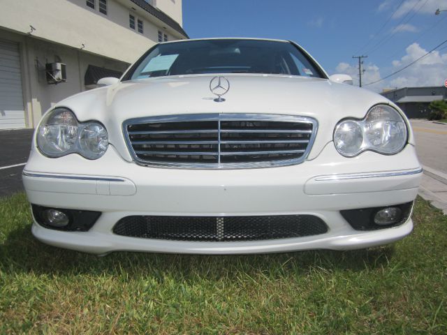 Mercedes-Benz C-Class 2006 photo 4