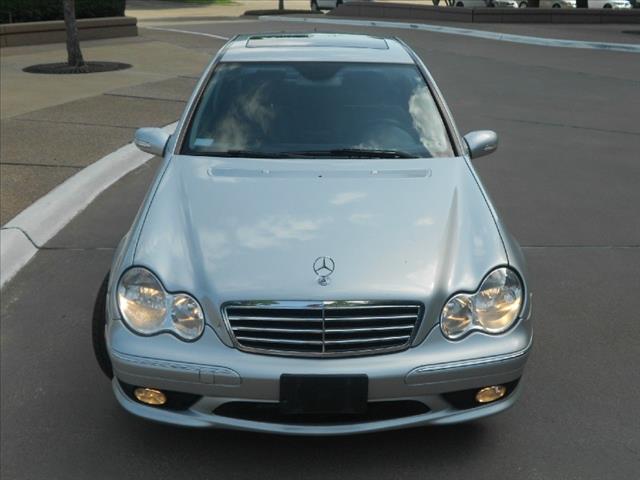 Mercedes-Benz C-Class 2006 photo 28