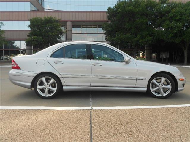 Mercedes-Benz C-Class 2006 photo 30