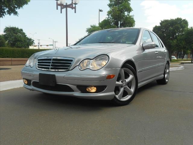 Mercedes-Benz C-Class 2006 photo 32