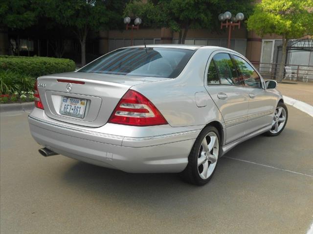 Mercedes-Benz C-Class 2006 photo 33