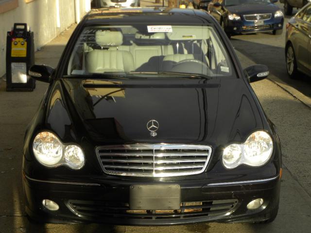 Mercedes-Benz C-Class 2006 photo 1