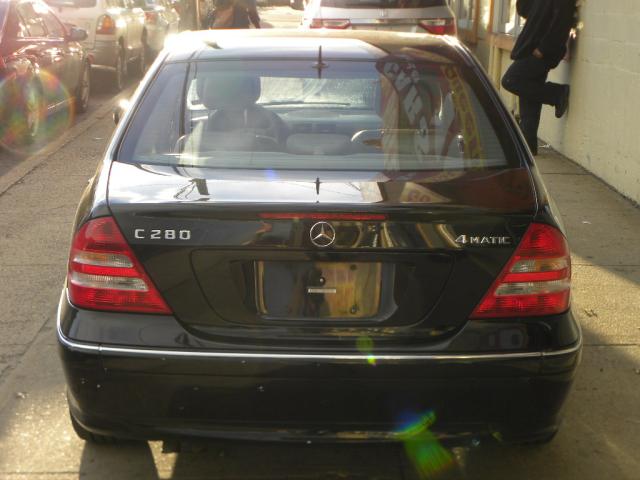 Mercedes-Benz C-Class 2006 photo 4