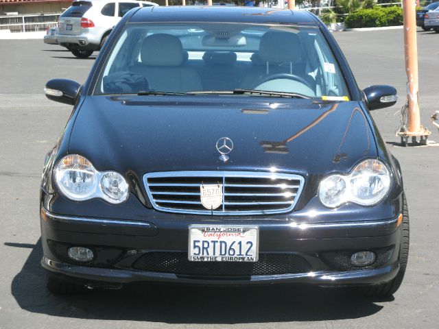 Mercedes-Benz C-Class 2006 photo 18