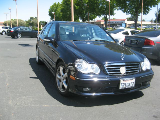 Mercedes-Benz C-Class 2006 photo 27