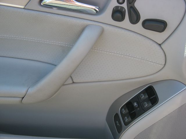 Mercedes-Benz C-Class 2006 photo 29