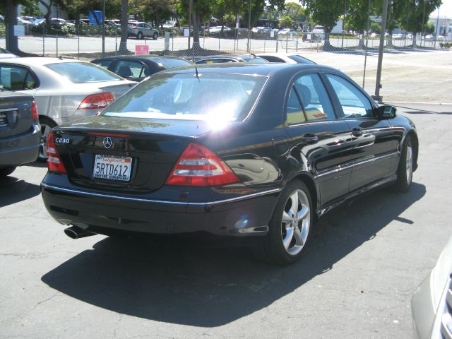 Mercedes-Benz C-Class 2006 photo 5