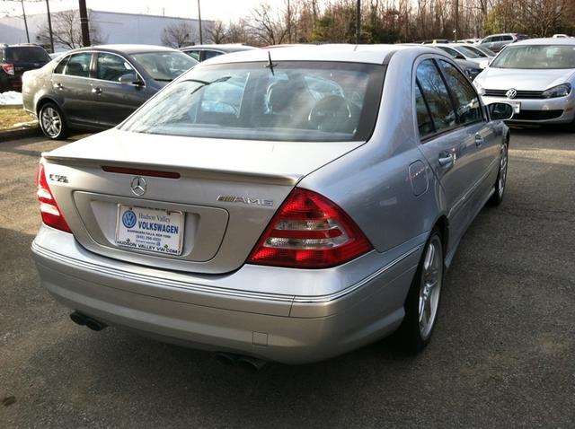 Mercedes-Benz C-Class 2006 photo 3