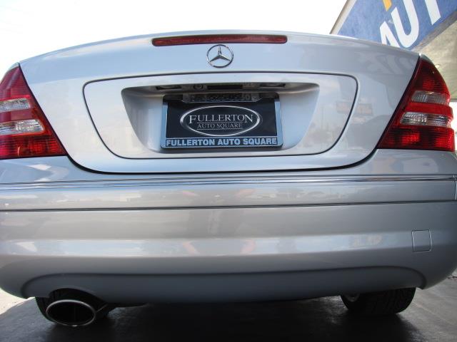 Mercedes-Benz C-Class 2006 photo 22