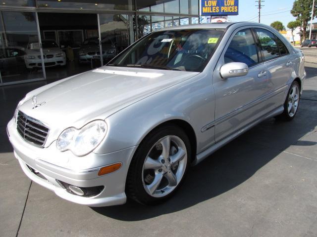 Mercedes-Benz C-Class 2006 photo 29