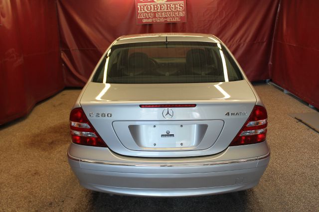 Mercedes-Benz C-Class 2006 photo 5