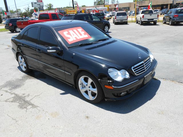 Mercedes-Benz C-Class 2006 photo 13