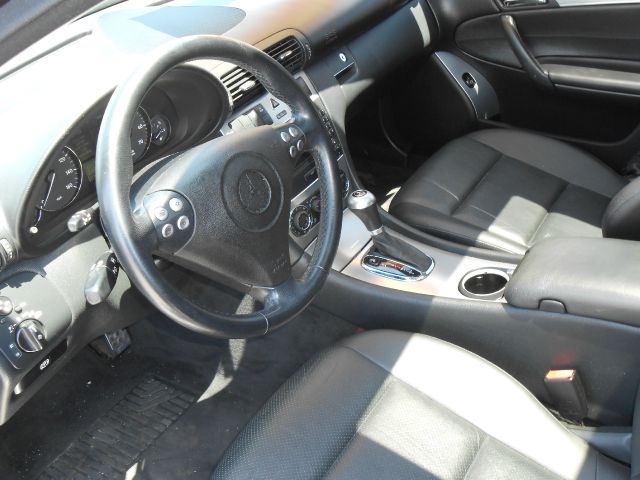 Mercedes-Benz C-Class 2006 photo 6