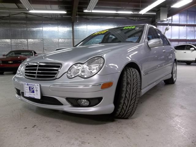 Mercedes-Benz C-Class 2006 photo 3