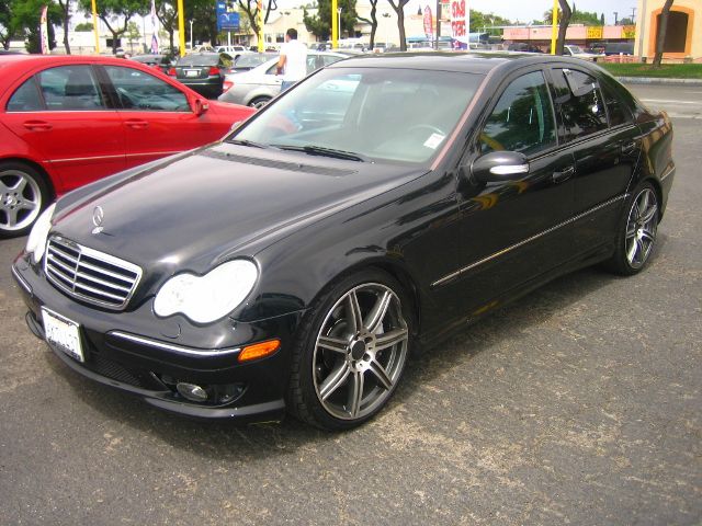 Mercedes-Benz C-Class 2006 photo 11