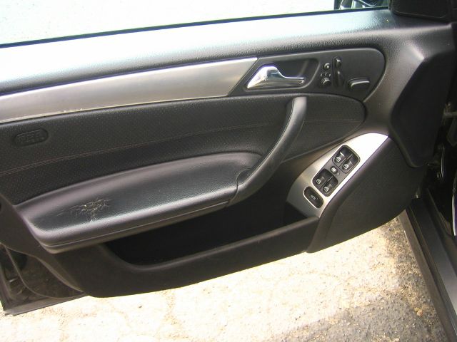 Mercedes-Benz C-Class 2006 photo 13