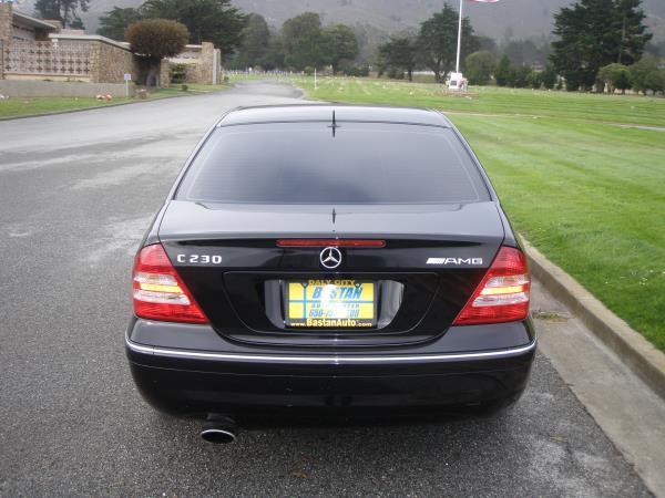 Mercedes-Benz C-Class 2006 photo 4