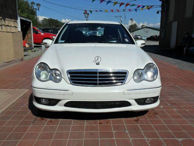 Mercedes-Benz C-Class 2006 photo 20