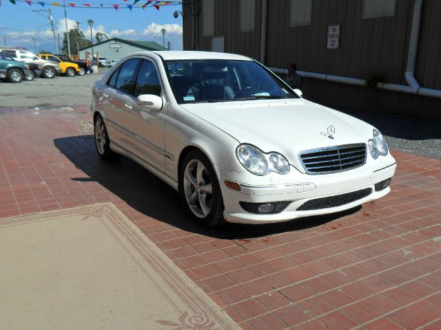 Mercedes-Benz C-Class 2006 photo 21