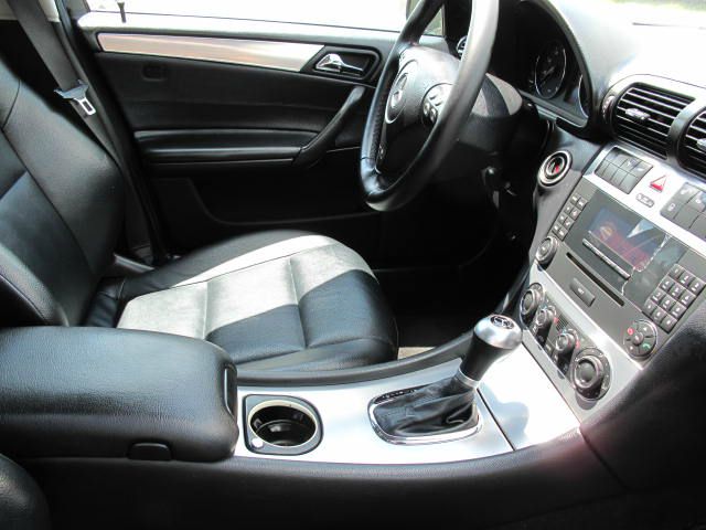 Mercedes-Benz C-Class 2006 photo 14