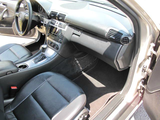 Mercedes-Benz C-Class 2006 photo 36